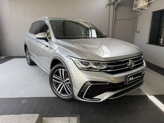 VOLKSWAGEN TIGUAN 2.0 300 TSI GASOLINA ALLSPACE R-LINE AUTOMÁTICO